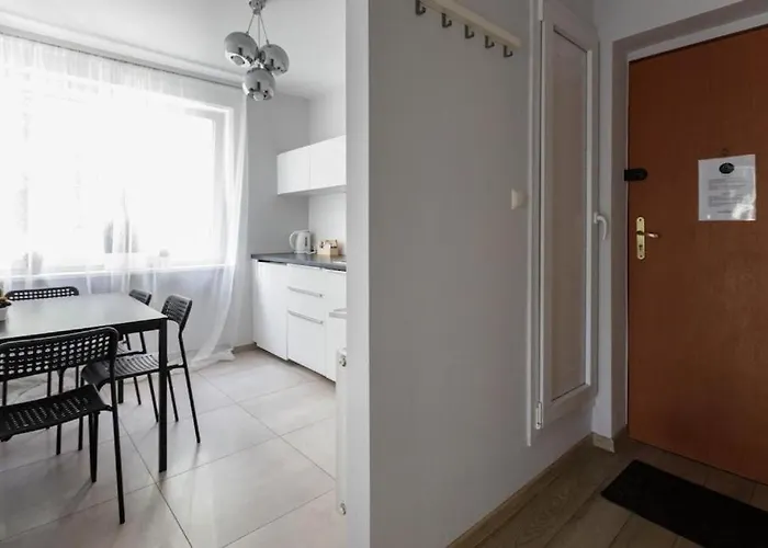 Apartment Close-central - Old Town - Comfortable And Cozy - W3 *