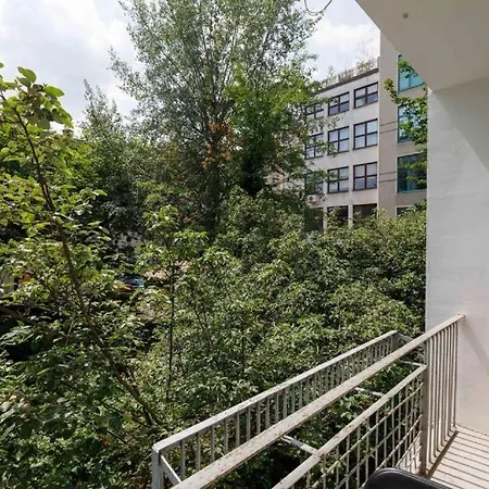 Apartment Close